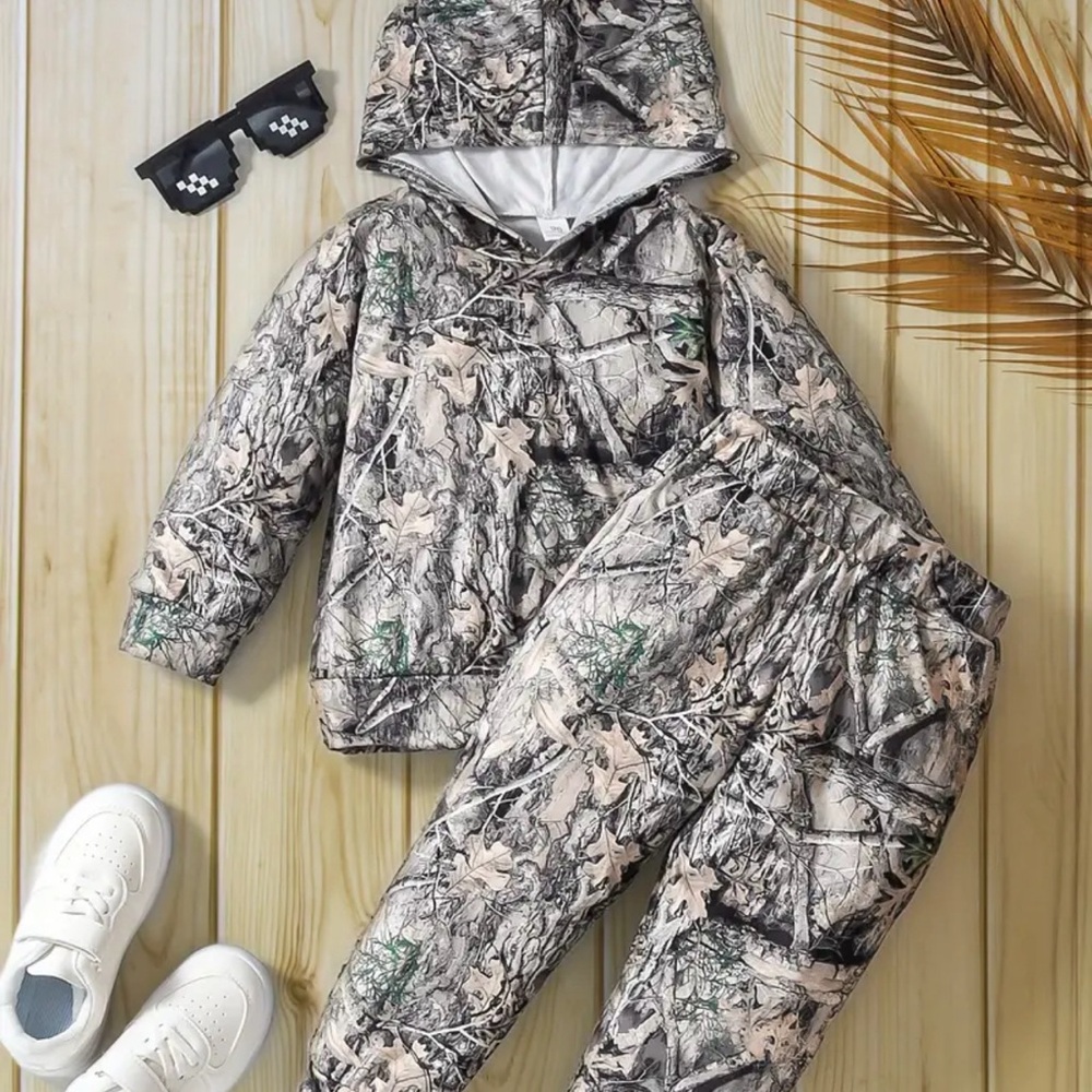 2pcs Boys Camo Leaves Print Hooded Outfit SetSoft Stretchy Polyester set